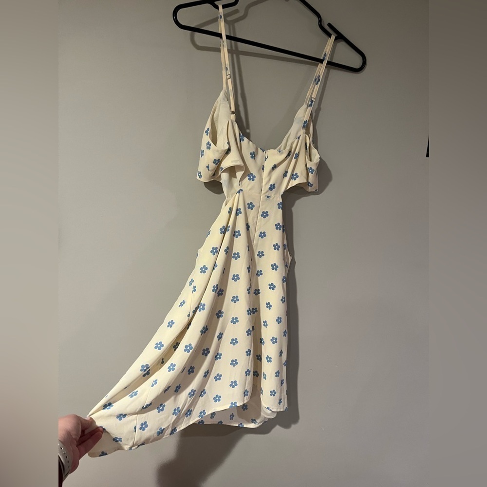 Cider Ditsy Floral Cami Dress cut out light yellow with blue flowers XL (12) - Picture 5 of 13